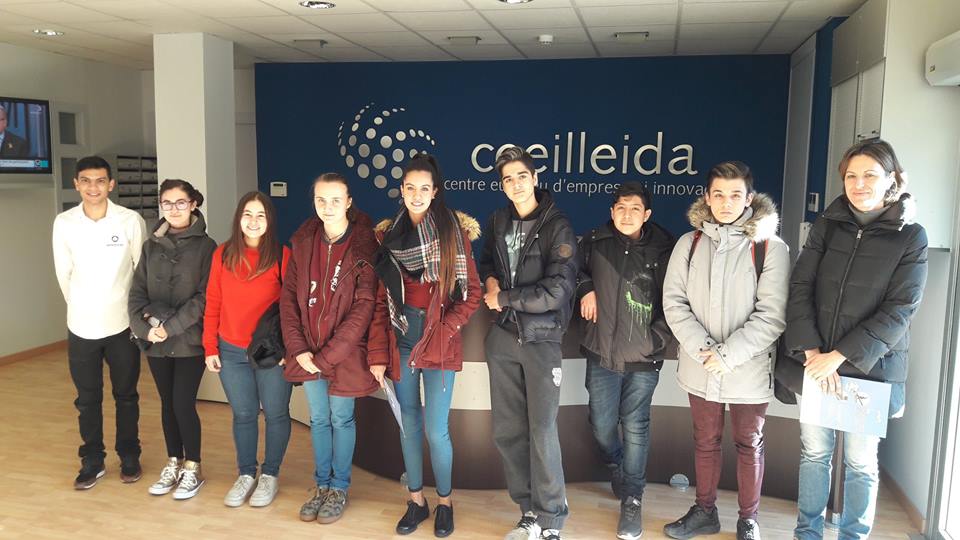 Estudiants de l’institut Joan Oró visiten el CEEILleida