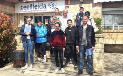 Un grup de joves de la Fundació Ilersis visita el CEEILleida